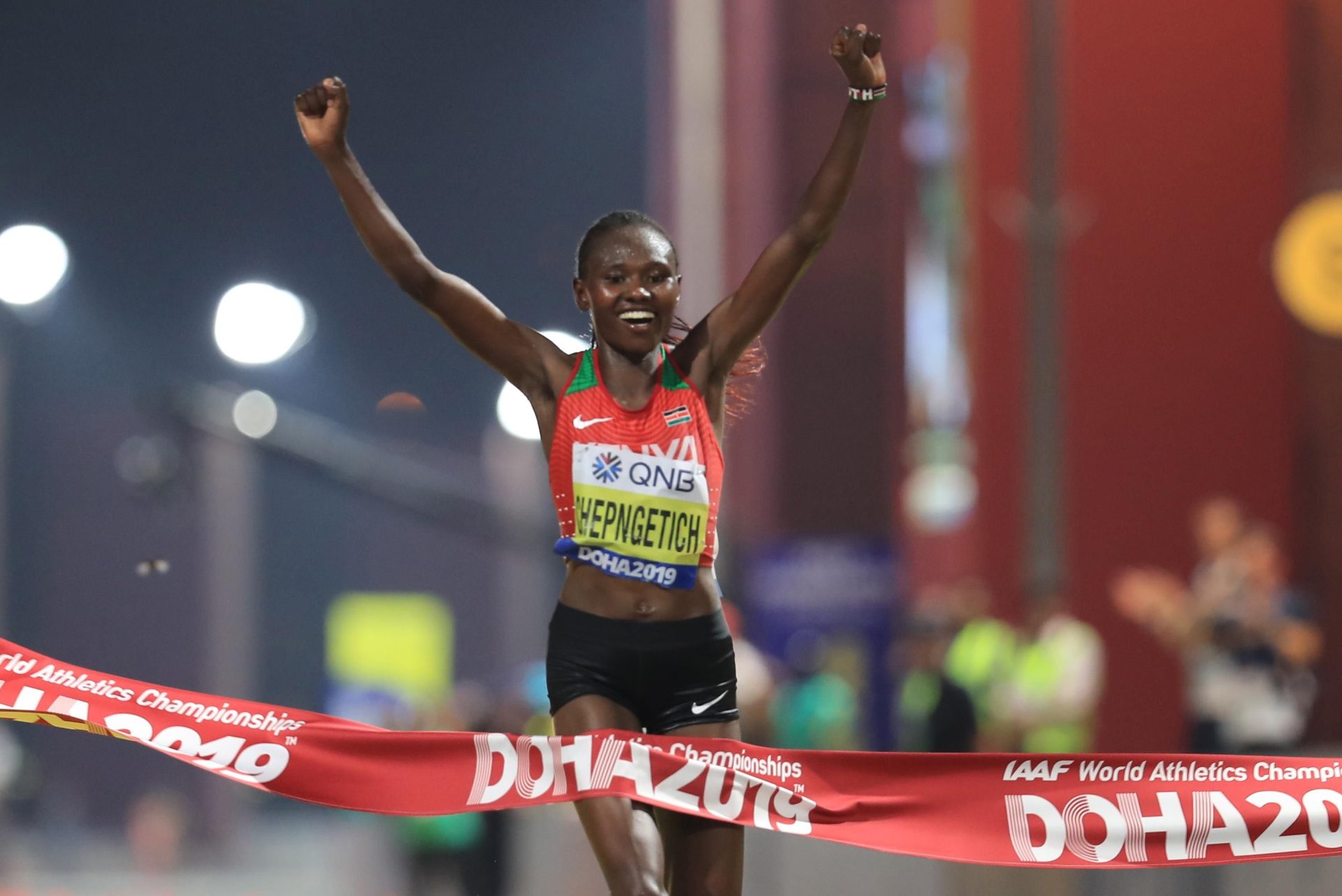 Chepngetich bate el récord mundial en el Maratón de Chicago 2024