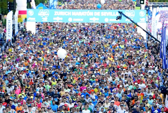 Salida del Maratón Sevilla 2025